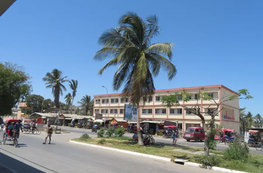 Toliara-Sands-Projekt — Morondava (Madagaskar)
