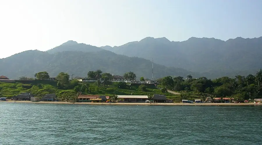 Portul Trujillo — Sandy Bay (Honduras)