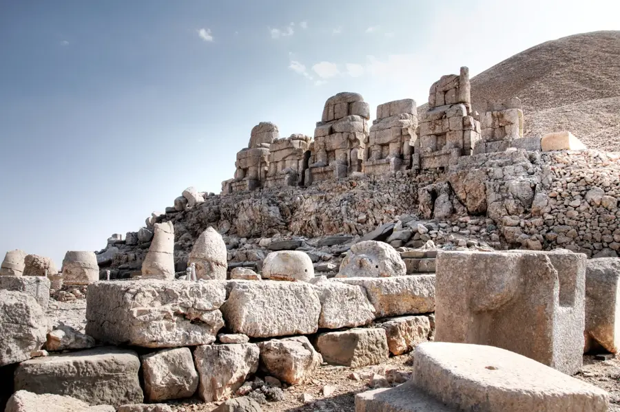Nemrut (Mount Nemrut)