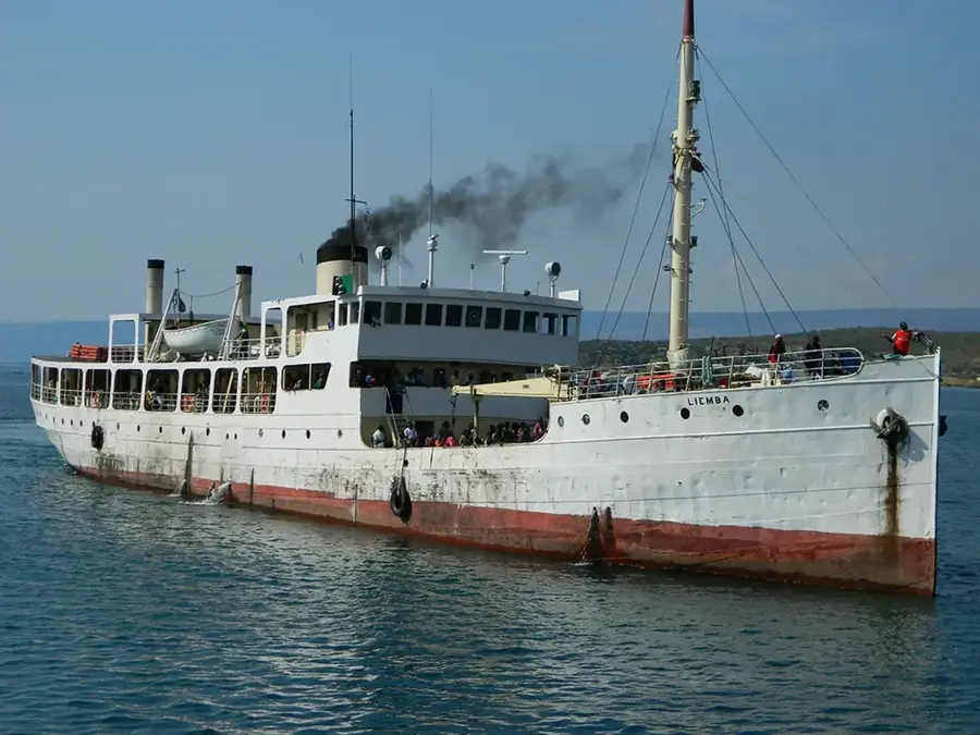 Hafen von Kigoma — Rukwasee (Tansania)