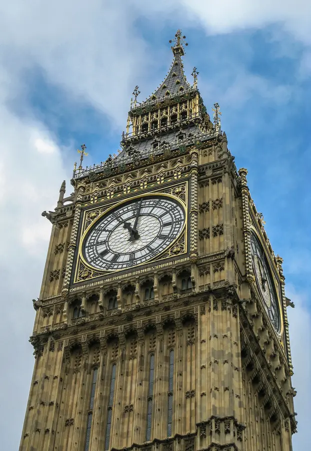 Big Ben (Elizabeth Tower)