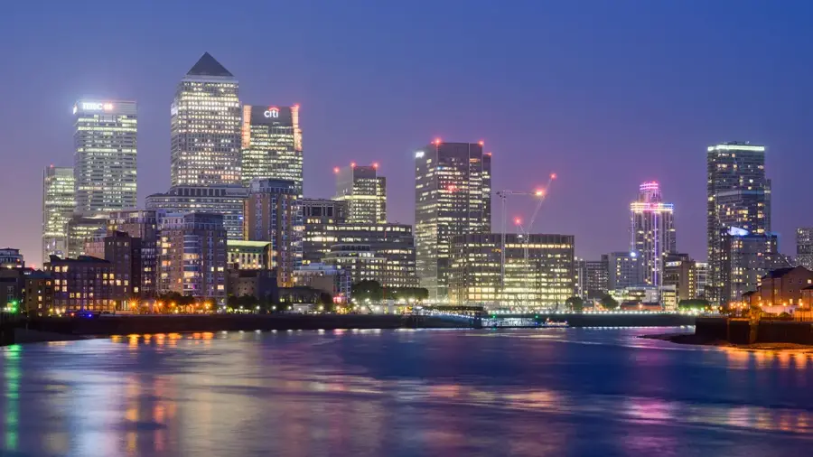 Canary Wharf – oraș