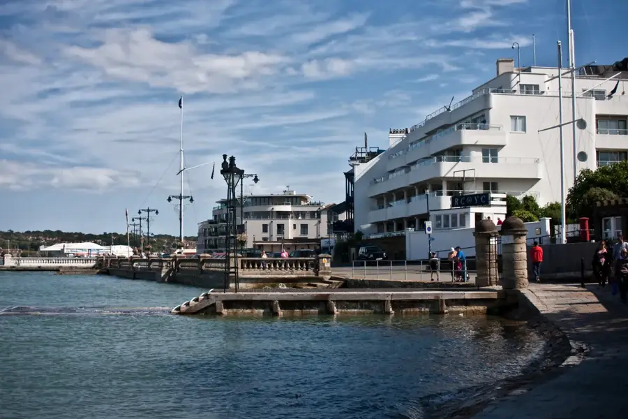 Cowes – oraș