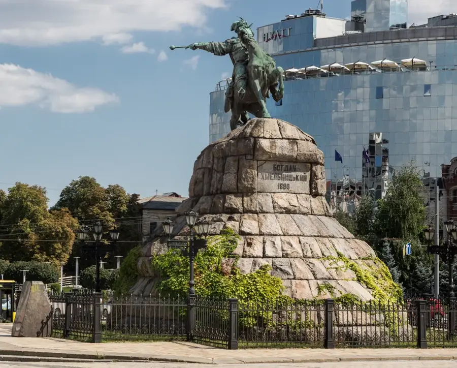Monument to Bohdan Khmelnytsky