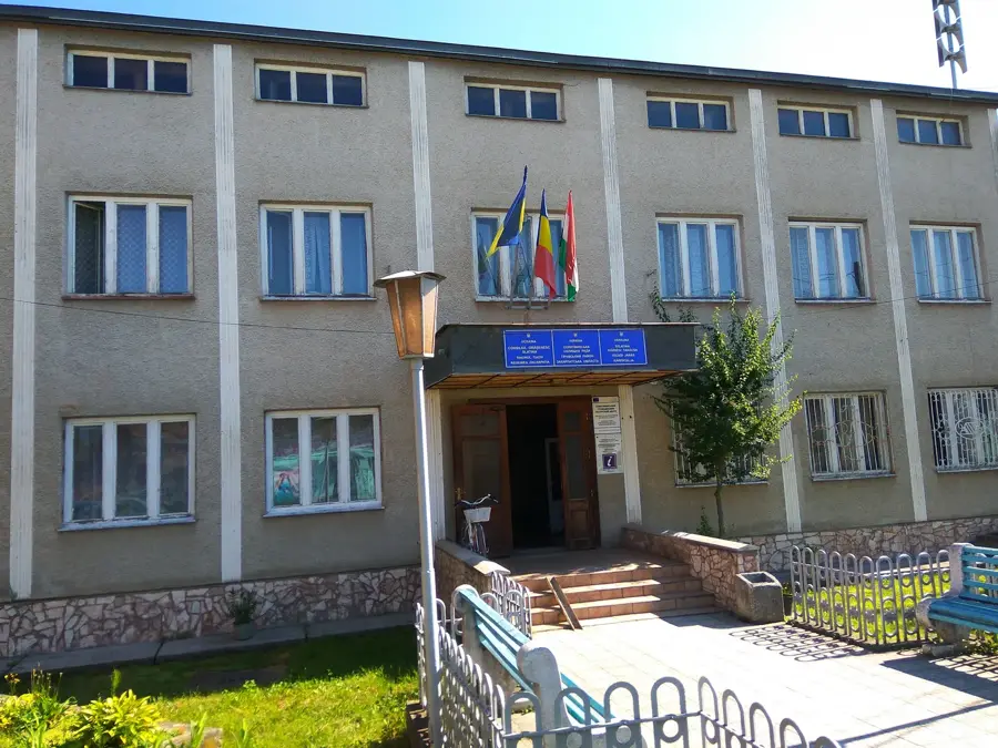 Solotvyno — Negrești-Oaș (Romania)