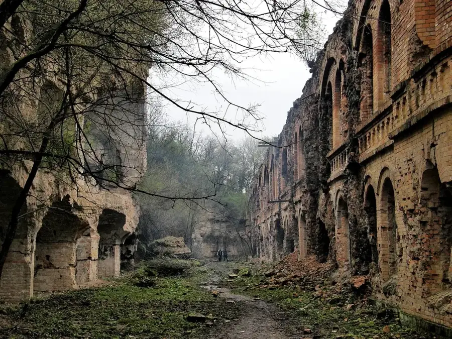 Tarakaniv Fort