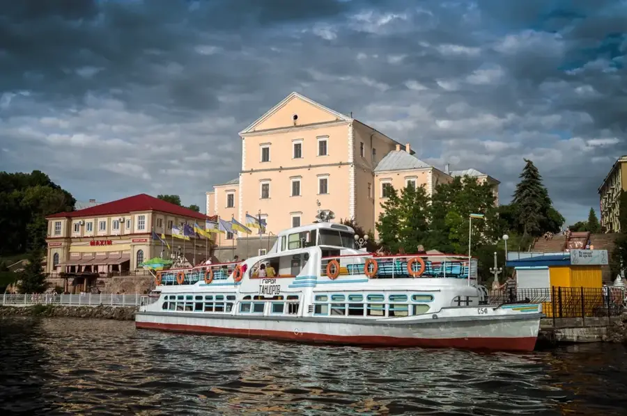 Ternopil — Malyn (Ukraine)