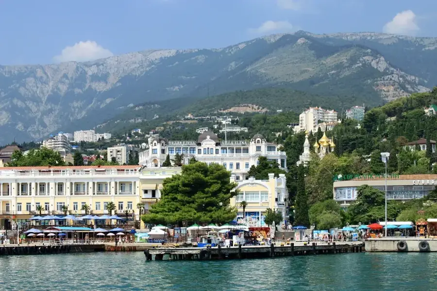 Yalta — Kinburn Spit (Ukraine)