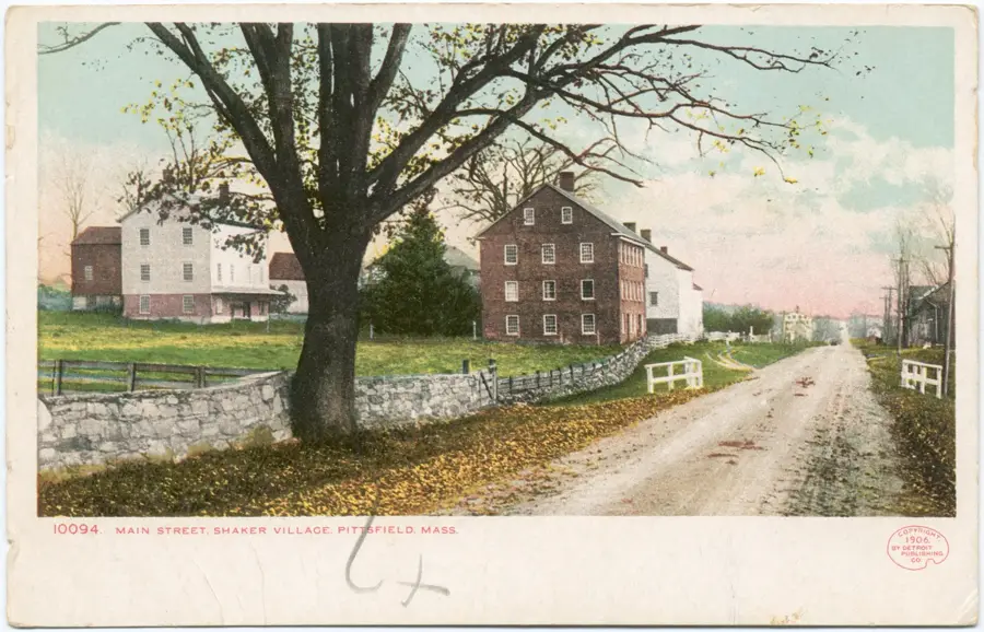 The Village – oraș