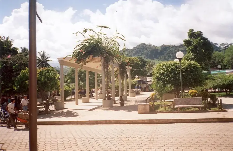 Valea Polochic — Lanquín (Guatemala)