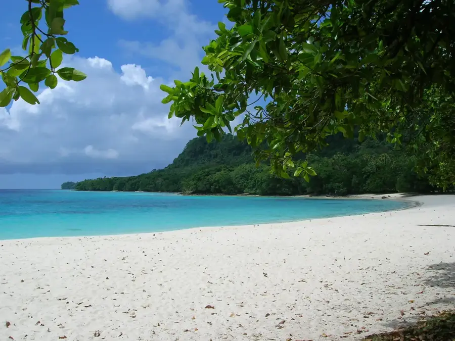 Champagne Beach Riffe — Letas-See (Vanuatu)