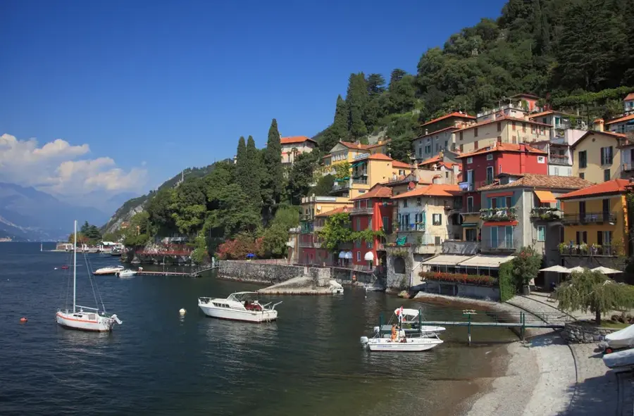 Varenna — Mendrisio (Elveția)