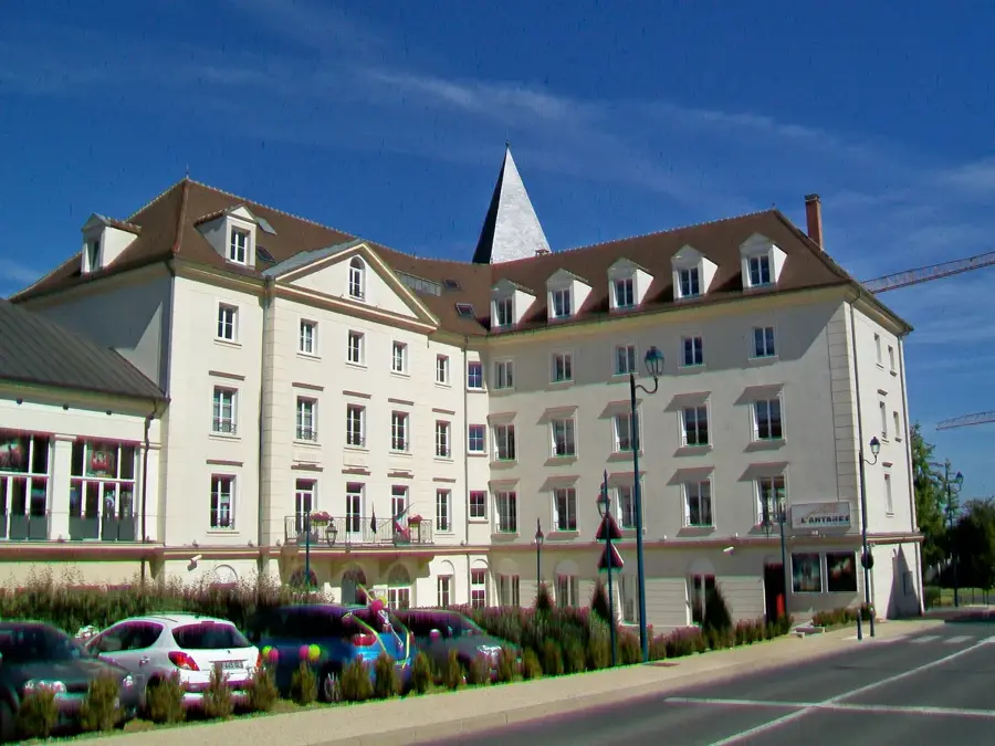 Vauréal – oraș