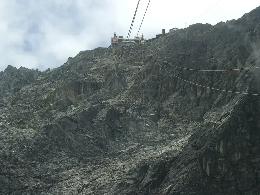 Pico Espejo — Pico León (Venezuela)