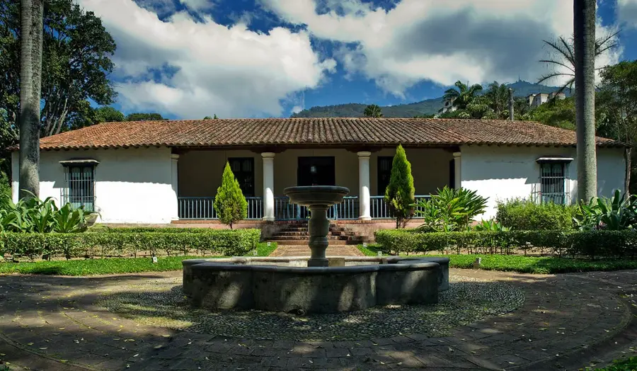 Quinta de Anauco — Aula Magna - UCV (Venezuela)