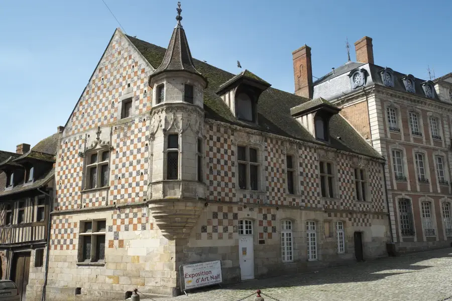 Verneuil d'Avre et d'Iton – oraș
