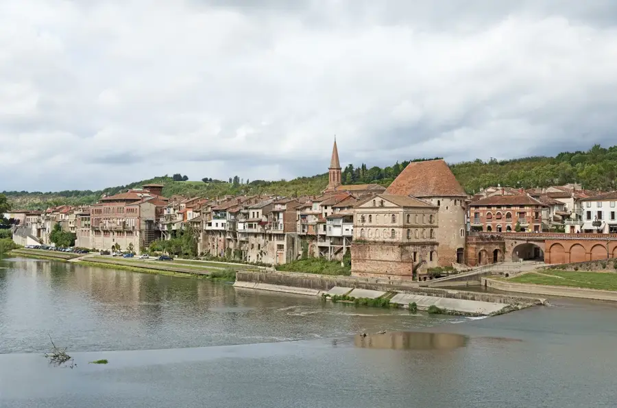 Villemur-sur-Tarn – oraș