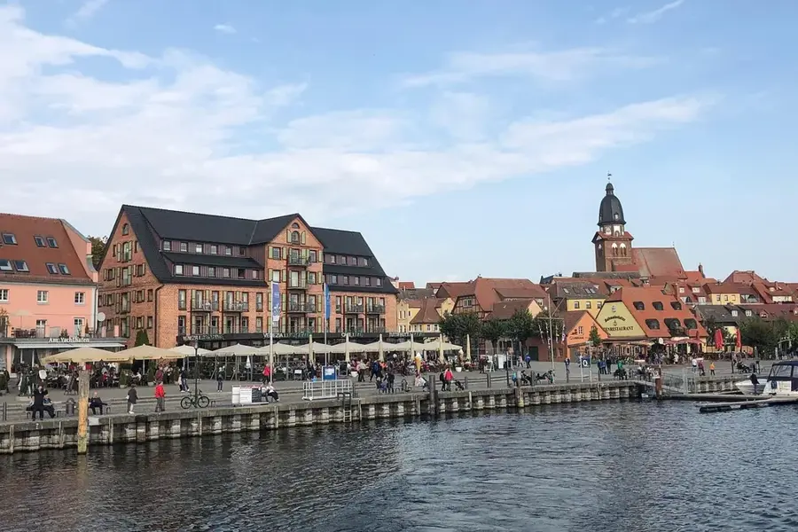 Waren – city