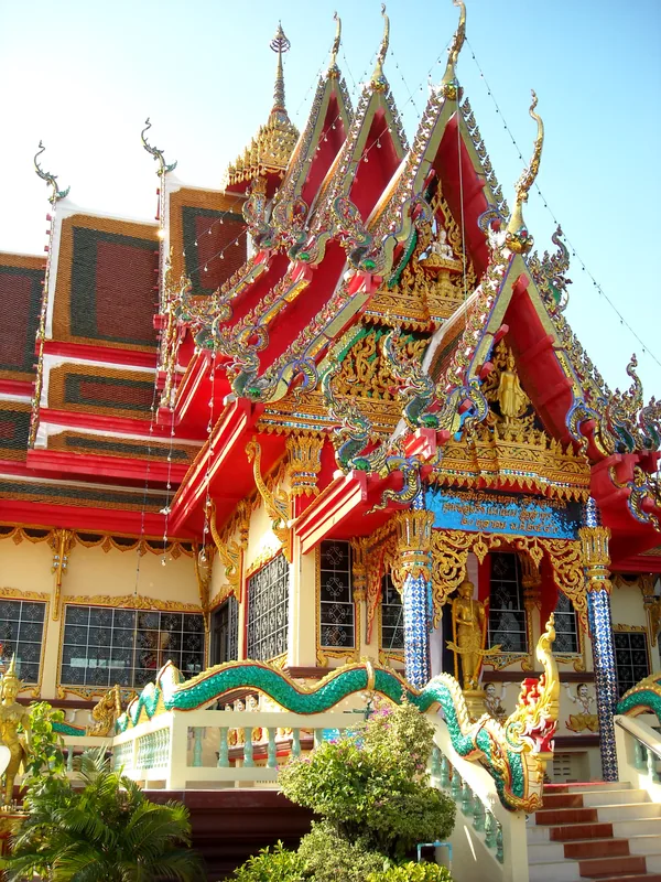 Wat Plai Laem — Pranburi (Thailanda)