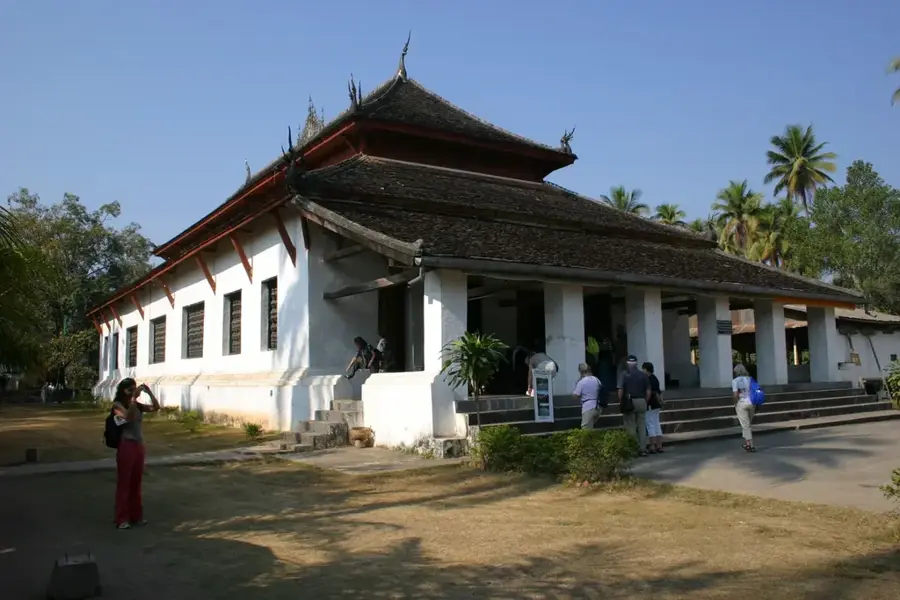 Wat Visoun — Mount Phousi (Laos)