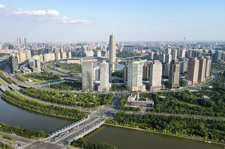 Zhengzhou — Chongqing (China)